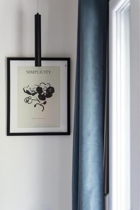 Apartment Downtown Stylish 4